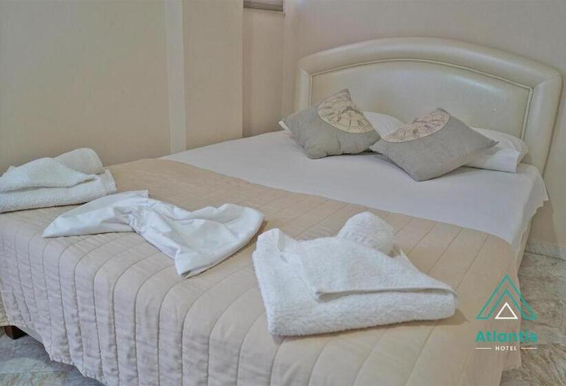 テラス付きシングルルーム, Atlantis