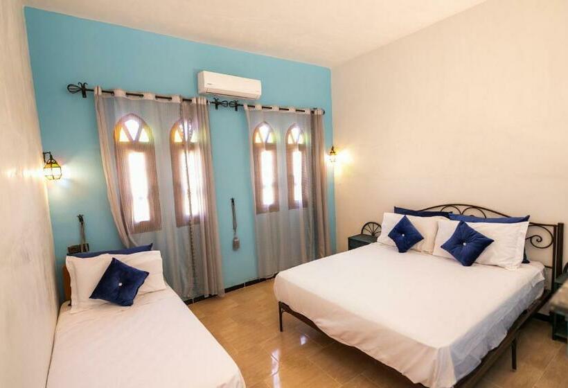 Номер Стандарт Трехместный, Auberge Sahara