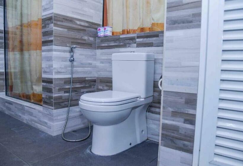 家庭间, Ceylon Sea