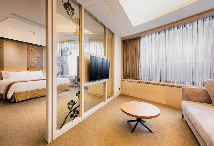 سوییت اجرایی, Green World Grand Nanjing