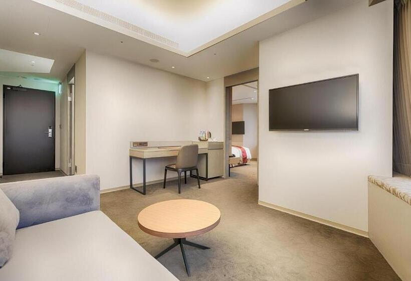 سوییت لوکس, Green World Grand Nanjing