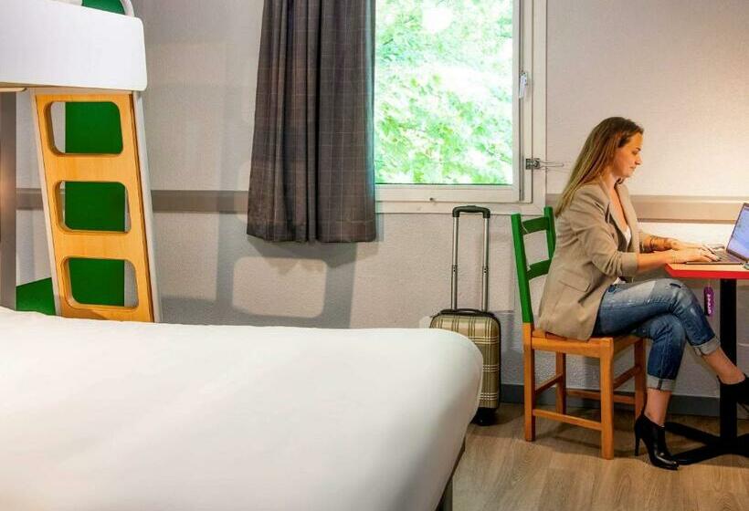 Трехместный Номер Стандарт Вид на Сад, Greet Hôtel Annecy Cran Gevrier