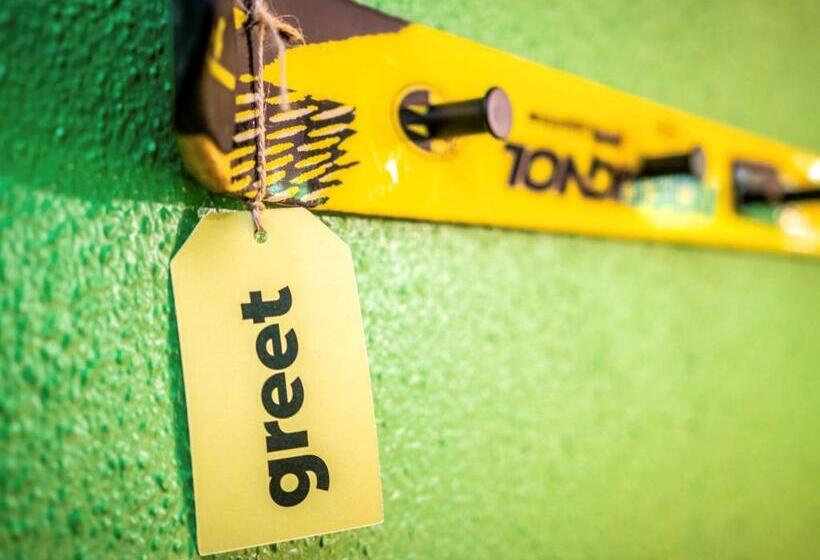 Трехместный Номер Стандарт Вид на Сад, Greet Hôtel Annecy Cran Gevrier