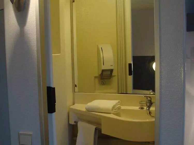 ファミリールーム, Hôtel Althea   Piscine Et Sauna