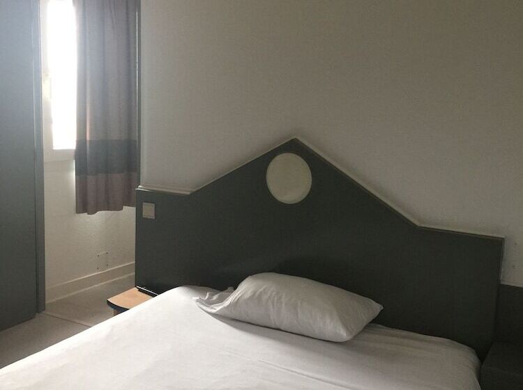 Семейный Номер, Hôtel Althea   Piscine Et Sauna
