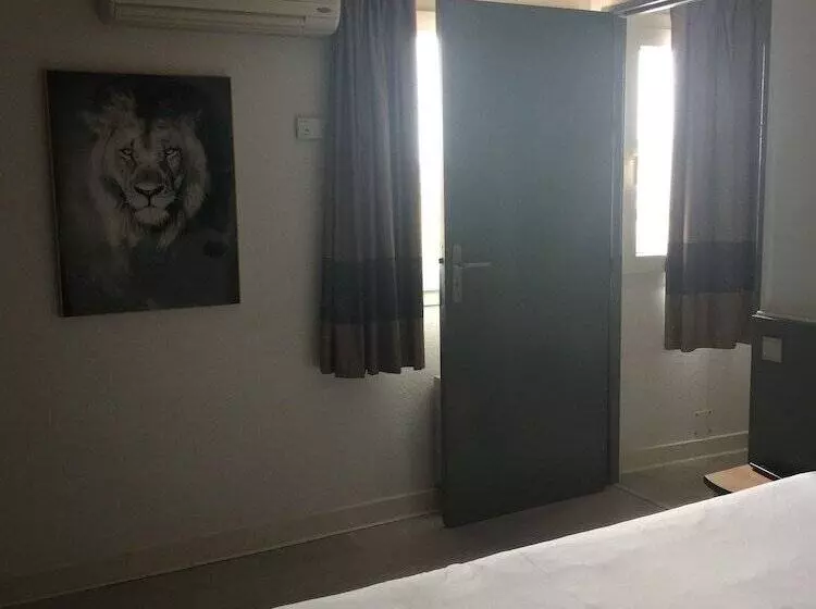 ファミリールーム, Hôtel Althea   Piscine Et Sauna