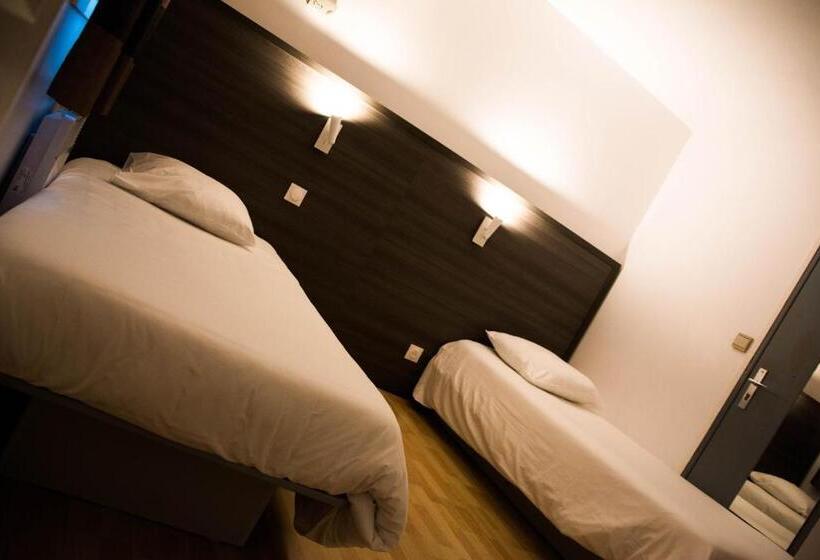 Семейный Номер, Hôtel Althea   Piscine Et Sauna