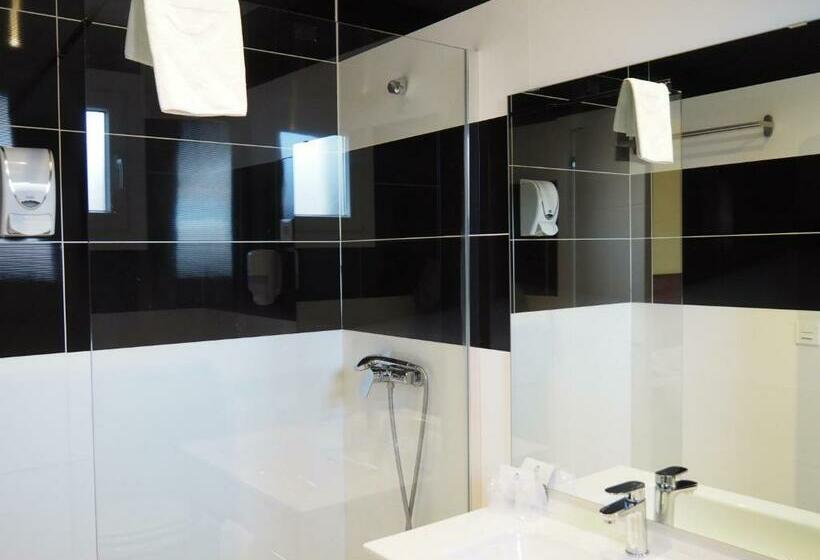 اتاق استاندارد, Humanes