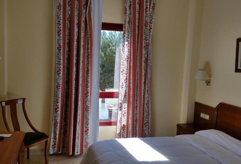 اتاق استاندارد یک نفره, Humanes