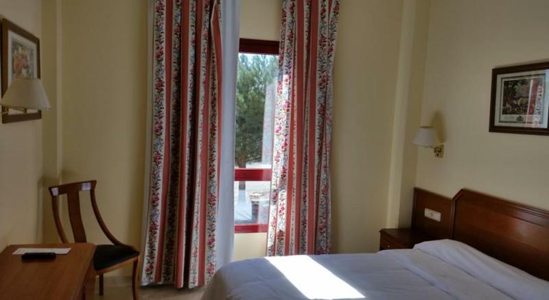 اتاق استاندارد, Humanes