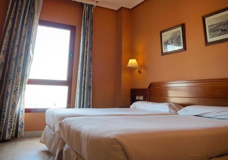 اتاق استاندارد سه نفره, Humanes