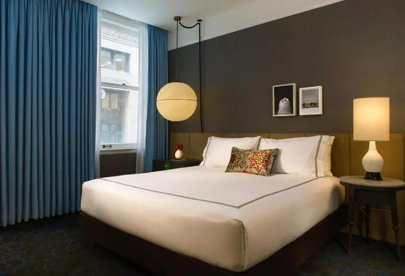 キングサイズベッドのスタンダードルーム, Kimpton Gray Hotel Chicago, An Ihg