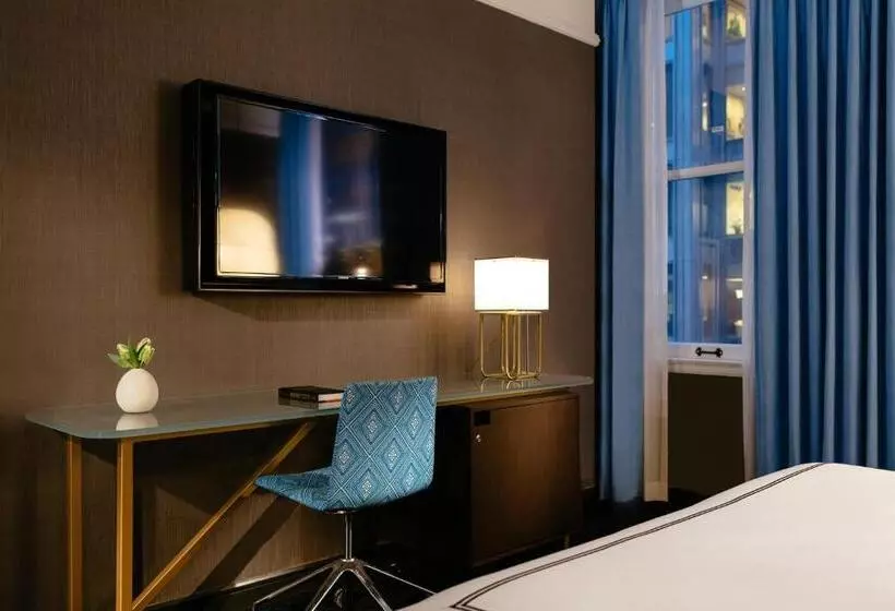 キングサイドベッドのスタンダードワンルーム, Kimpton Gray Hotel Chicago, An Ihg