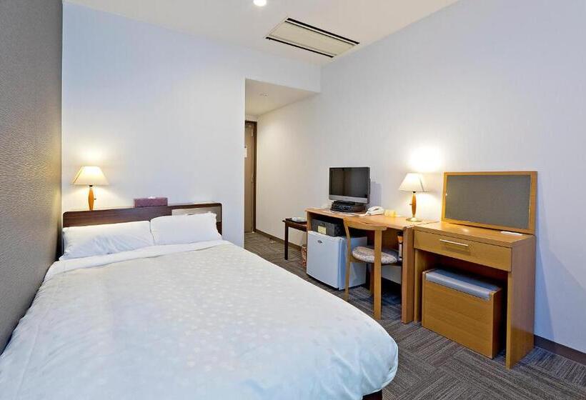 带双人床的基本房间, New Ohte