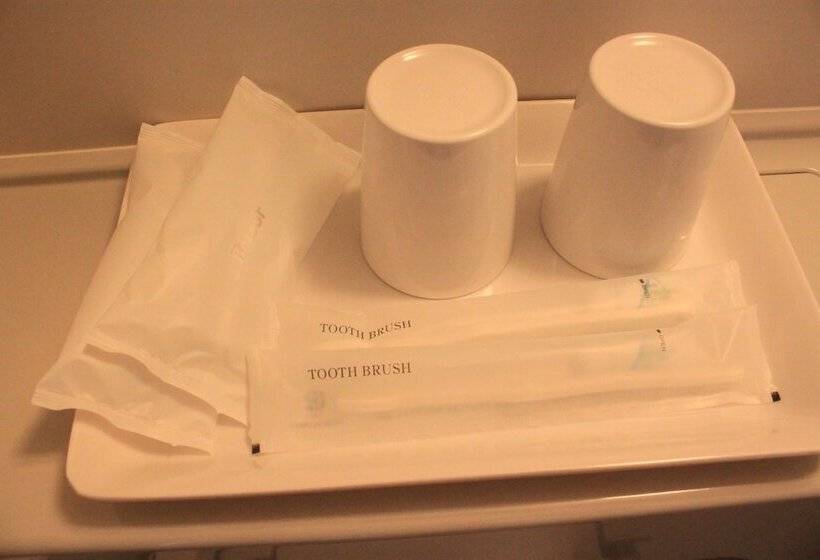 标准三人间, New Ohte