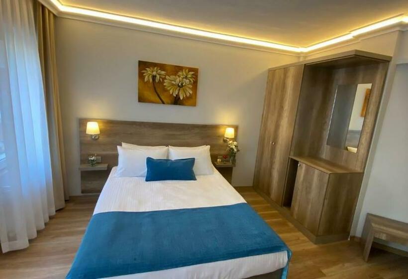 غرفة قياسية ثلاثية, Pelit