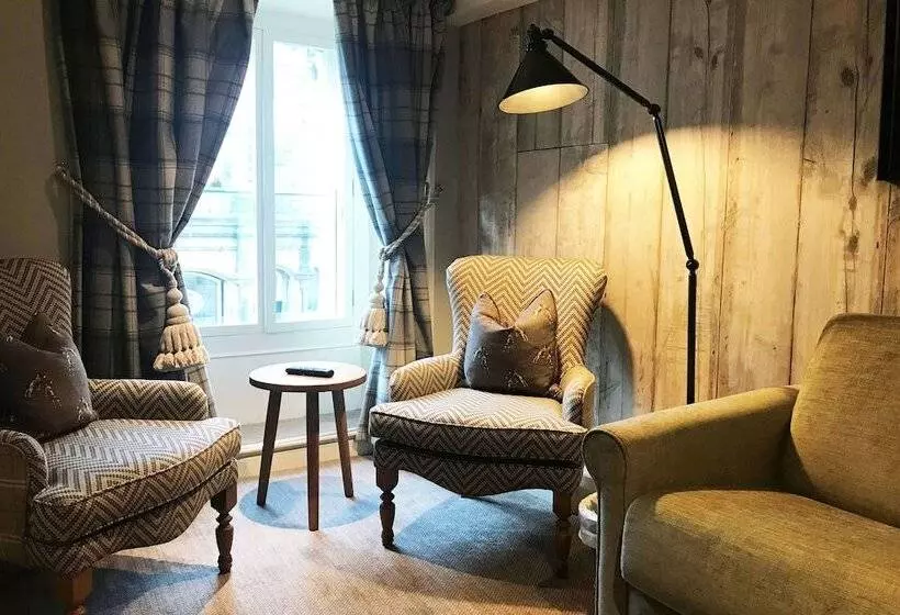 ジュニアスイート, Royal Oak At Keswick