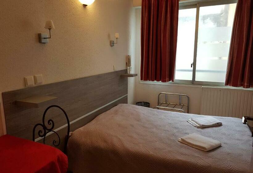 Номер Стандарт, Bar Restaurant Saint Paul