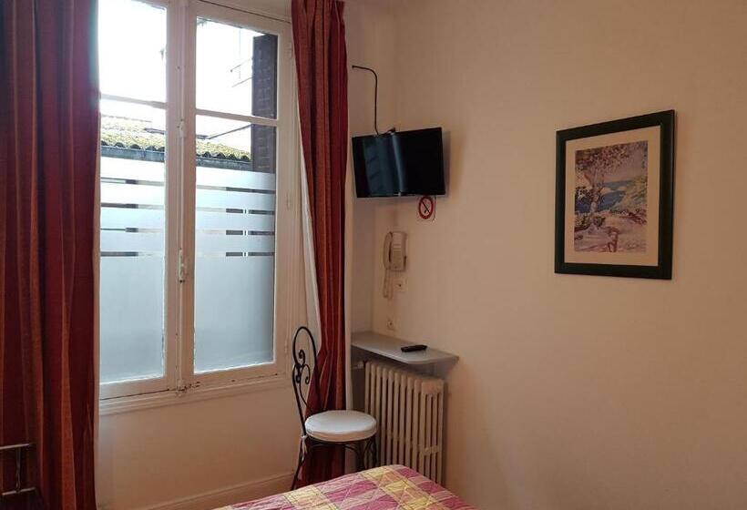 Номер Стандарт, Bar Restaurant Saint Paul