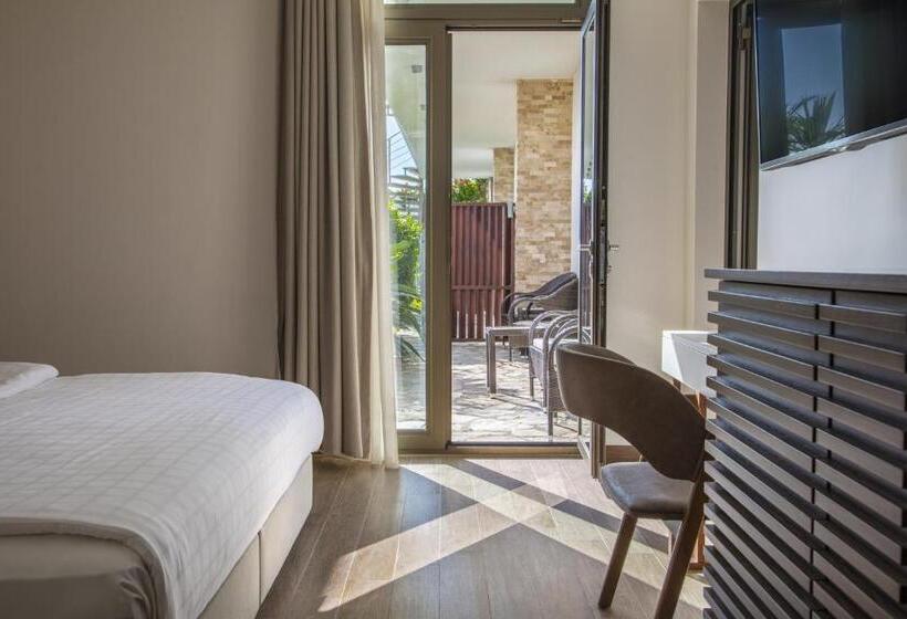 Семейный Номер Вид на Сад, Spektr Boutique Hotel Yalikavak