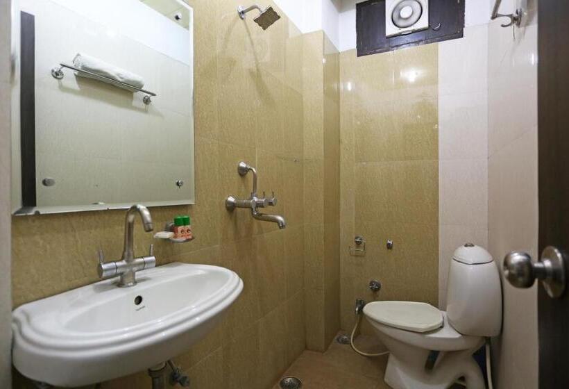 デラックスルーム, Sundaram