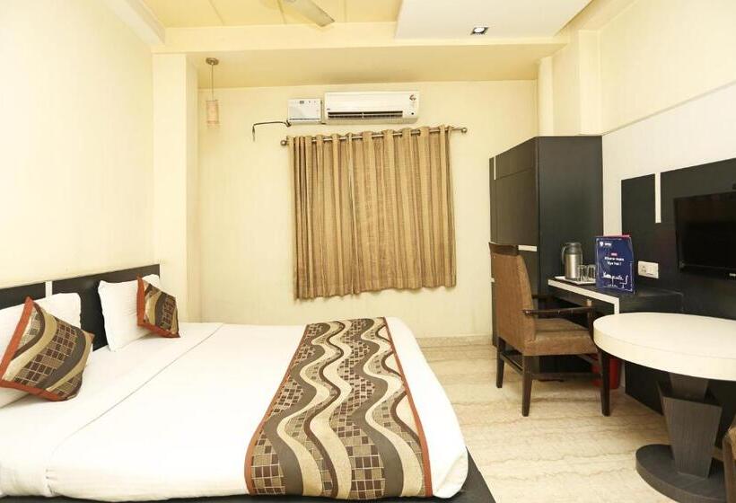 Quarto Deluxe, Sundaram