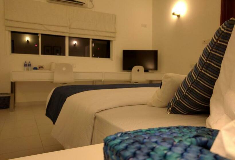 Люкс, The Residence