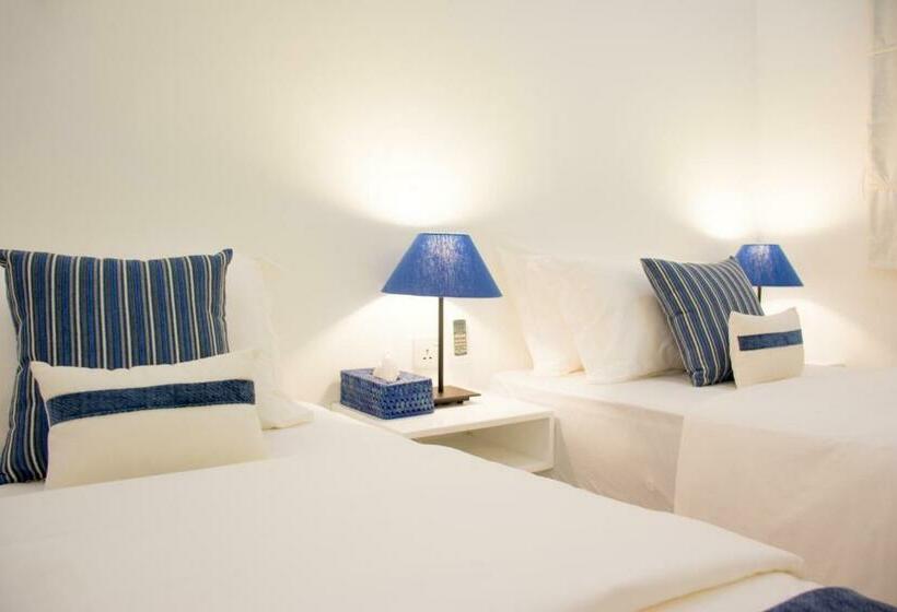 غرفة قياسية, The Residence