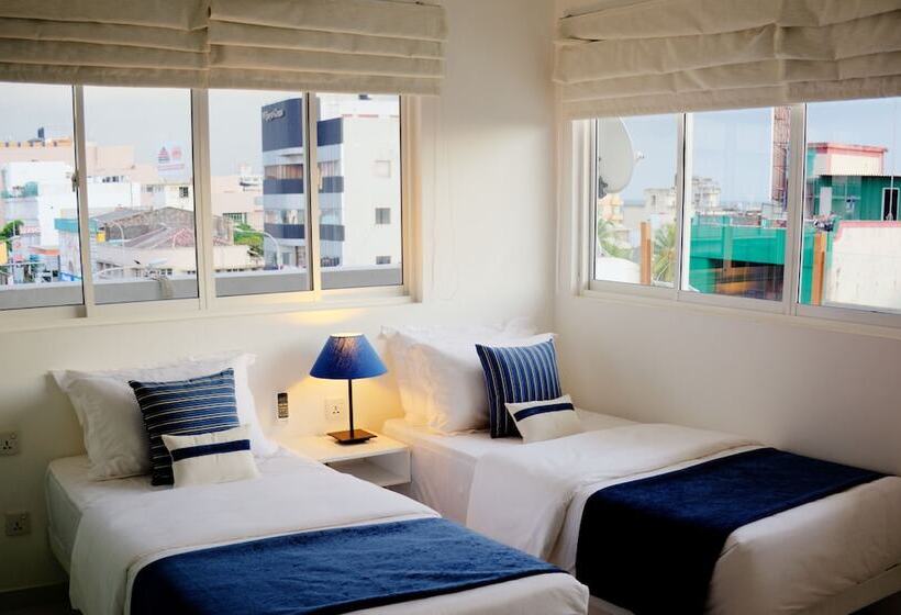 غرفة قياسية, The Residence