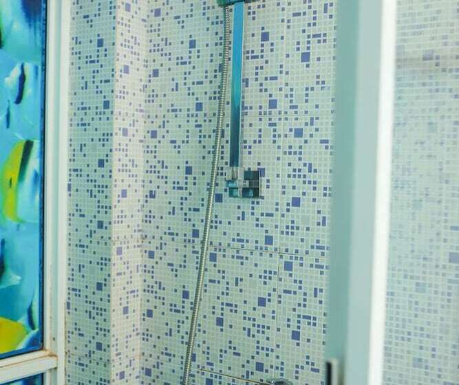 Négyágyas Deluxe Szoba, Blue Elephant Guest House