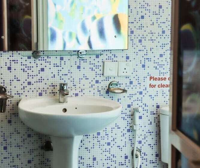 Négyágyas Deluxe Szoba, Blue Elephant Guest House