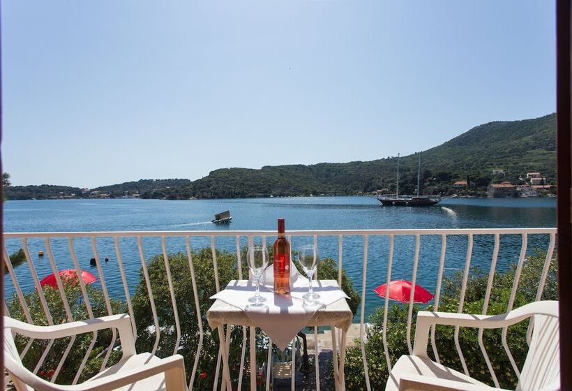 חדר סטנדרט נוף לים, Villa Malfi