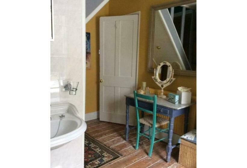 חדר דלוקס, Tubbs Mill House