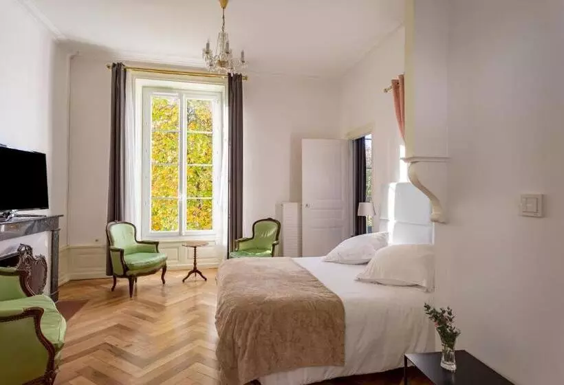 デラックススイート, Manoir De La Manantie   Teritoria