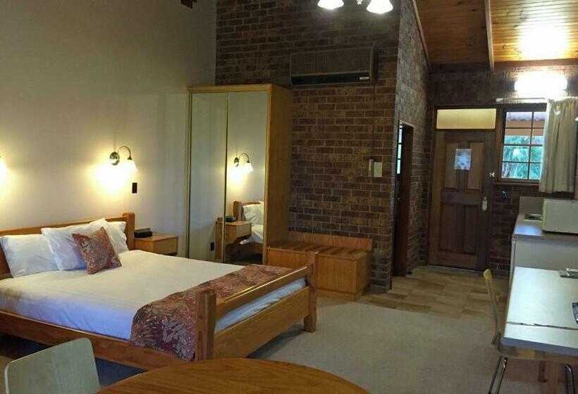 스위트, Coonawarra Place Motor Inn