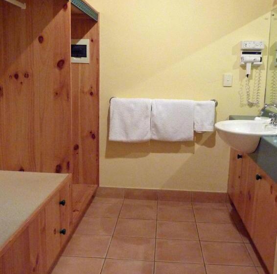 סוויטה דלוקס, Coonawarra Place Motor Inn