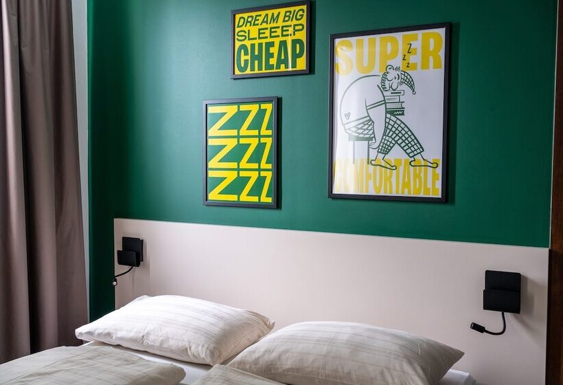 חדר סטנדרט מותאם לאדם עם מוגבלויות, Sleeep Hotel Ansfelden