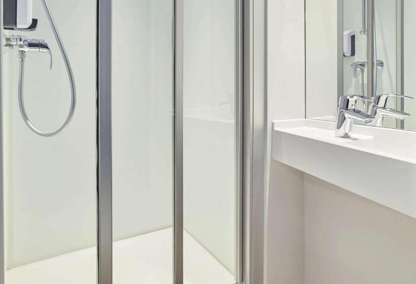 اتاق استاندارد, F1 Lille Metropole