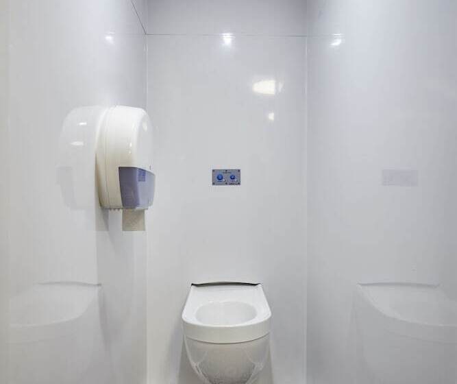 اتاق استاندارد, F1 Lille Metropole