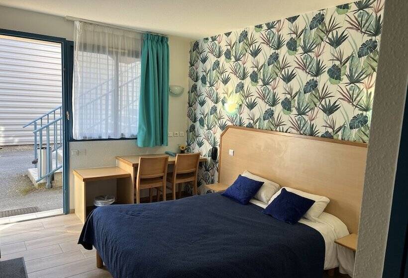 Номер Стандарт, Hôtel Le Laury S