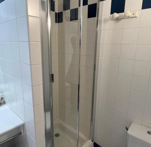 Номер Стандарт, Hôtel Le Laury S