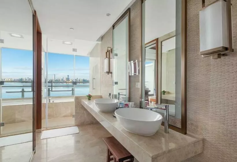 海の見えるエクゼクティブルーム, Intercontinental Haikou Seaview, An Ihg