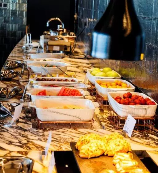 キングサイズベッドのスイートルーム, Intercontinental Haikou Seaview, An Ihg