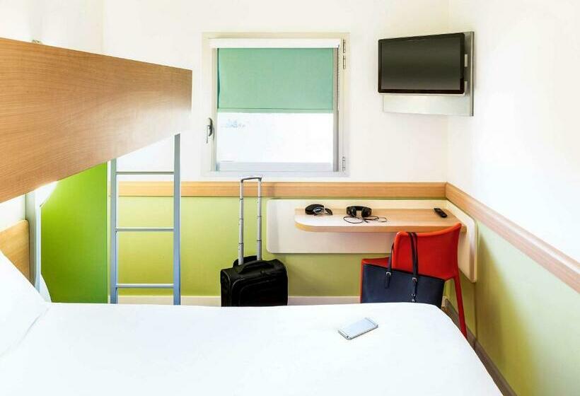 חדר סטנדרט לשלושה, Ibis Budget Leicester