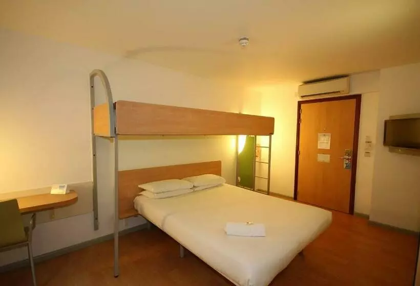 スタンダードトリプルルーム, Ibis Budget Leicester