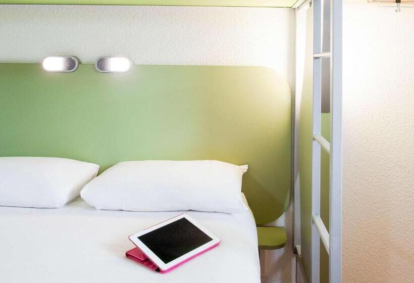 Номер Стандарт Трехместный, Ibis Budget London Hounslow