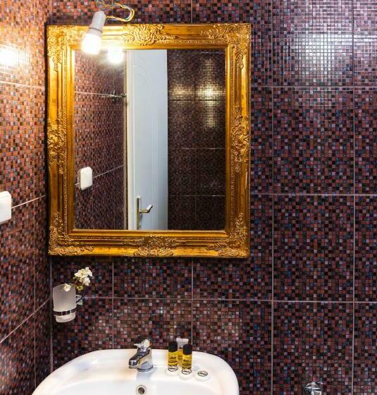 ファミリールーム, Potos