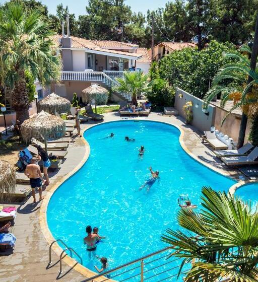 ファミリールーム, Potos