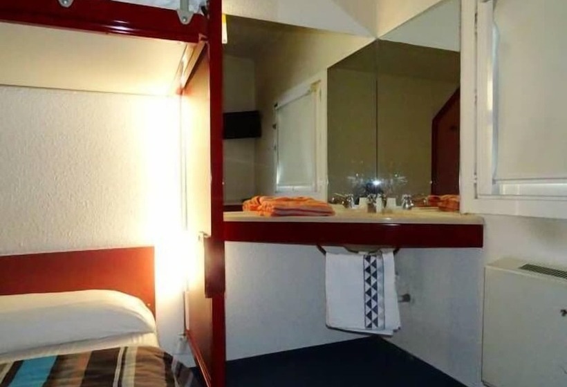 Номер Стандарт Трехместный, Fasthotel   Soissons Nord
