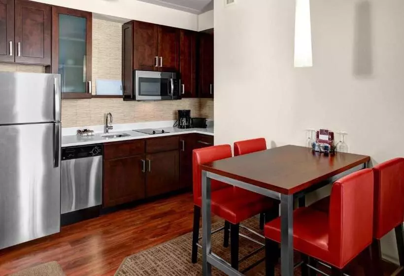 Standard-studio King-vuode, Residence Inn By Marriott Philadelphia Airport